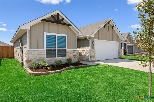 Building Photo - 8615 Chena Rdg Dr