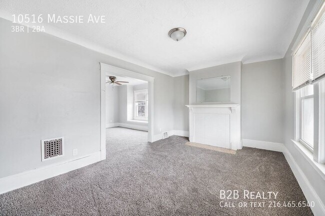 Foto del edificio - 10516 Massie Ave