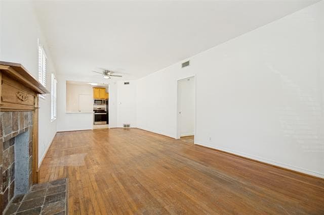 Building Photo - 6025 Llano Ave