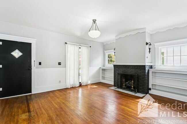 Foto del edificio - 3329 E 1st St N
