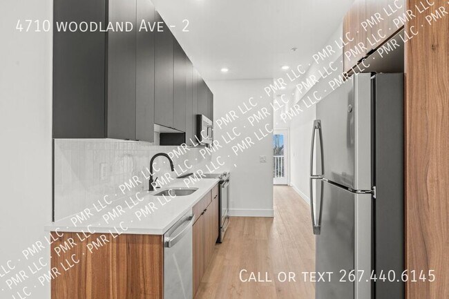 Foto del edificio - 4710 Woodland Ave