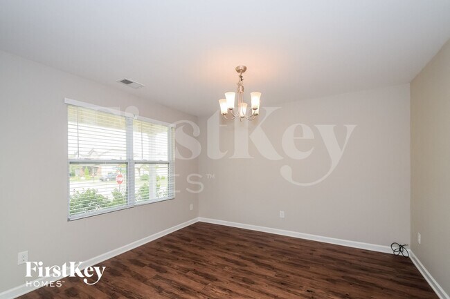 Foto del edificio - 210 Oakwell St