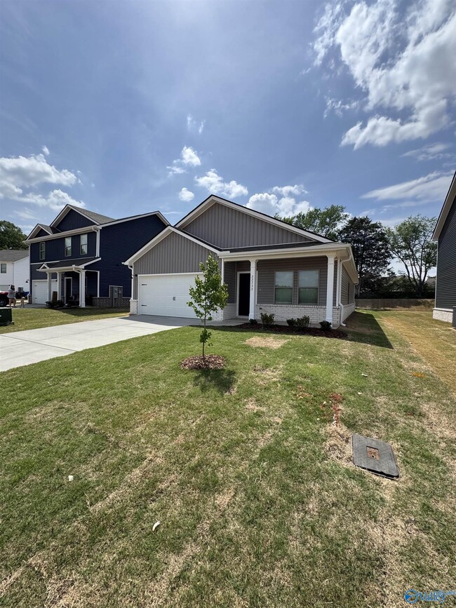 Building Photo - 22733 Dashwood Ln