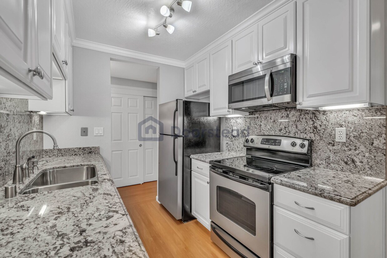 Primary Photo - 175 Sierra Dr