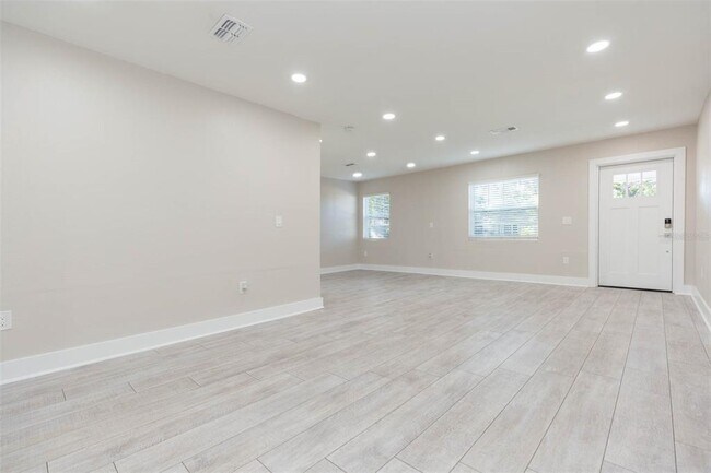 Foto del edificio - 4203 W Oklahoma Ave