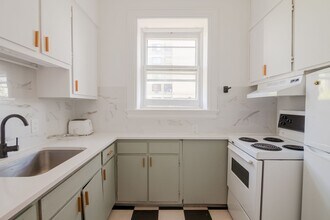 Building Photo - 1245 Rue St Marc