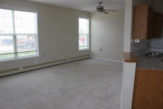 Building Photo - 4500-4550 50 Ave
