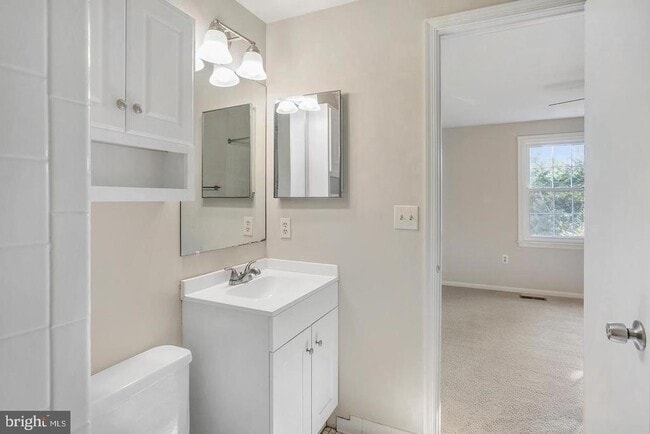 Building Photo - 14569 Truro Parish Ct
