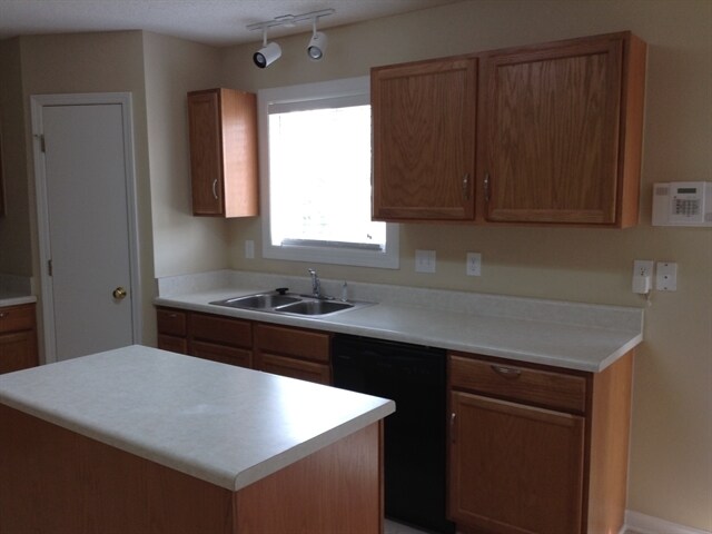 Building Photo - 808 Topsail Drive