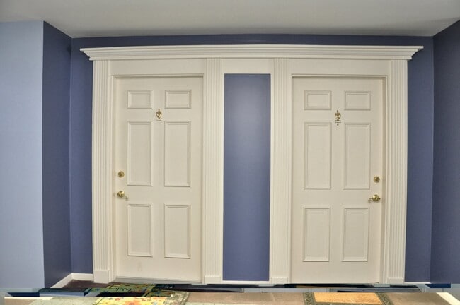 Building Photo - 480 Fox Hills Dr N