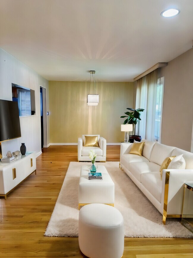 Foto del edificio - 9320 Lavergne Ave
