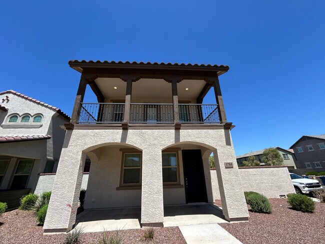 Foto del edificio - 1704 N 208th Ave