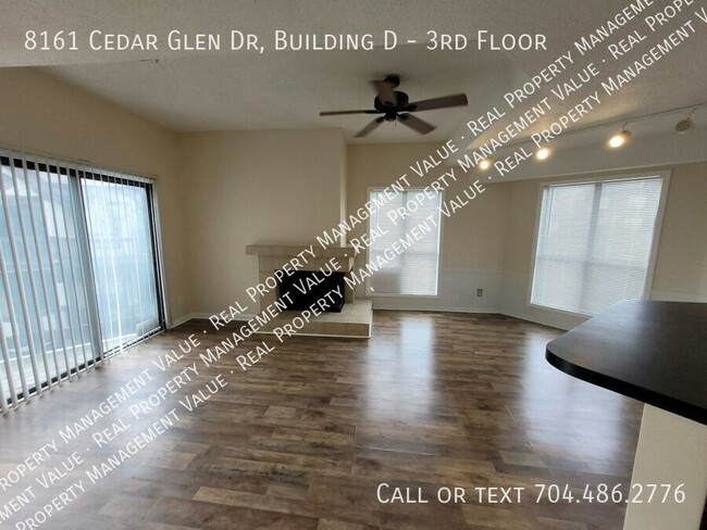 Building Photo - 1 Bedroom, 1 Bathroom apartment with great...