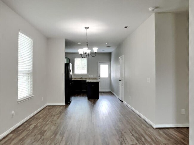 Foto del edificio - 2614 Morning Meadow Dr