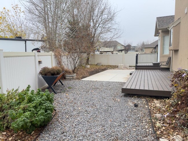 Foto del edificio - 317 W Farmside Dr