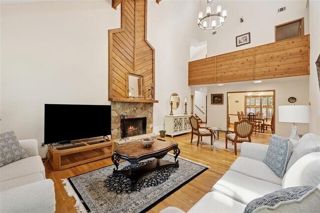Foto del edificio - 3655 Winters Hill Dr