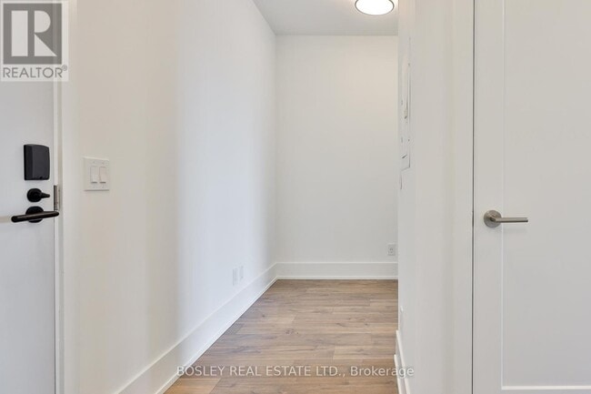 Building Photo - 115 Denison Ave