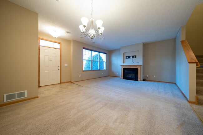 Foto del edificio - 13775 Atwood Ave