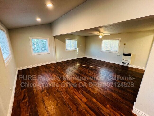 Building Photo - 7708 Melvina Ave