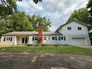 Building Photo - 1739 Embury Park Rd