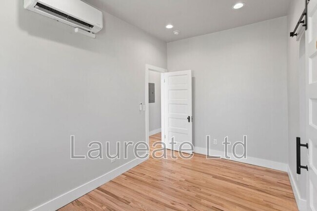 Foto del edificio - 2224 E 14th Ave