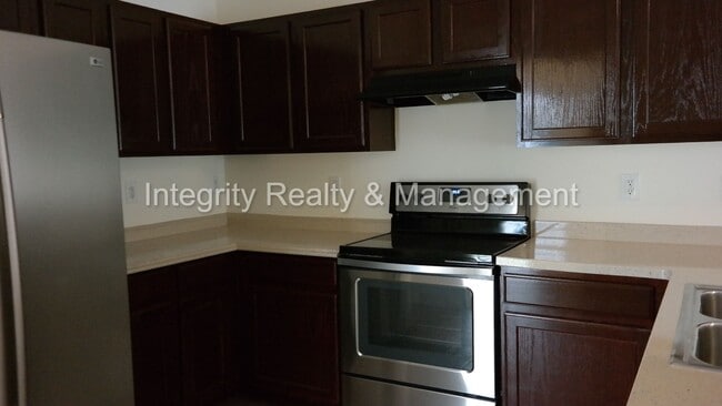Foto del edificio - 3-bedroom townhome in Jacksonville