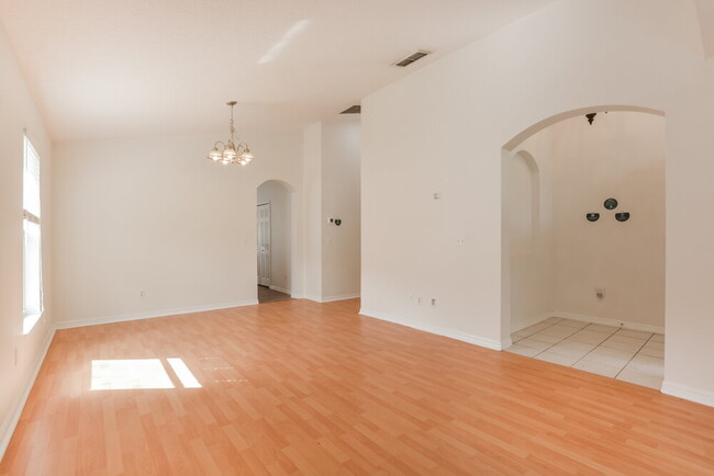 Building Photo - 14308 Verano Dr