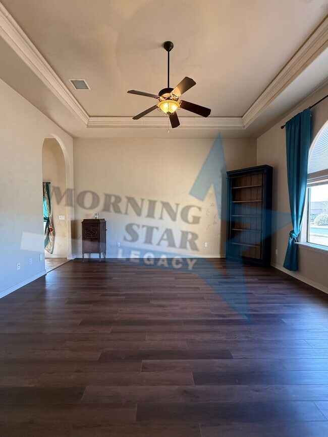 Foto del edificio - 3 Bedroom Energy-Efficient Home with Expansive Yard & Workshop!