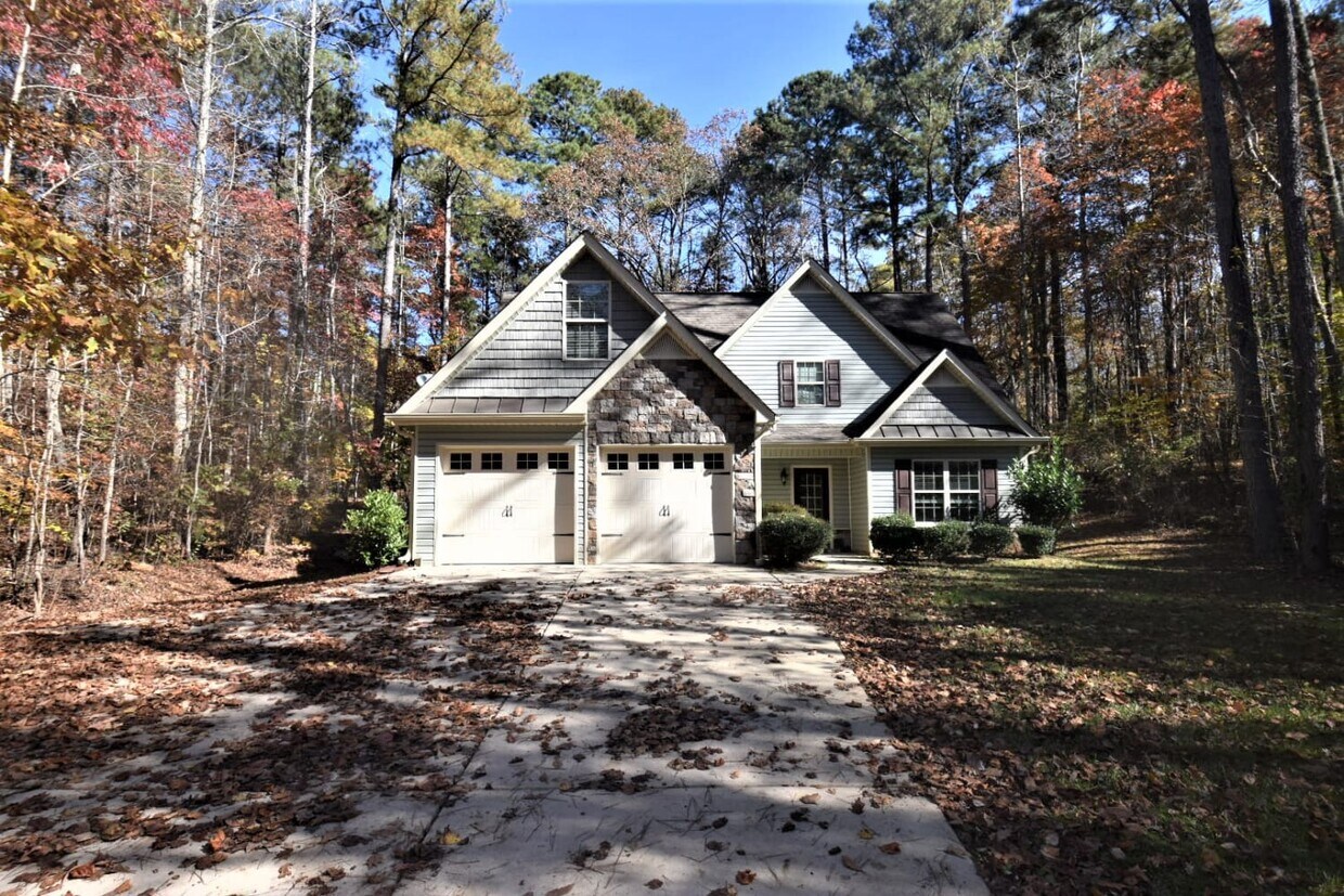 10039 Burford Ct House Rental in Villa Rica, GA