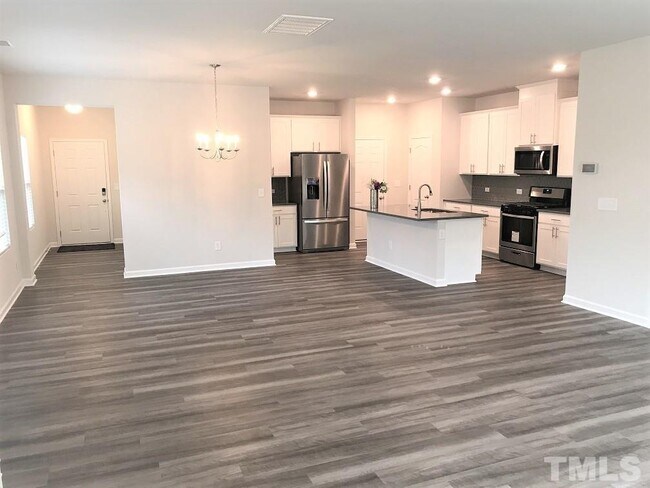 Building Photo - 1100 Doe Blossom Ln