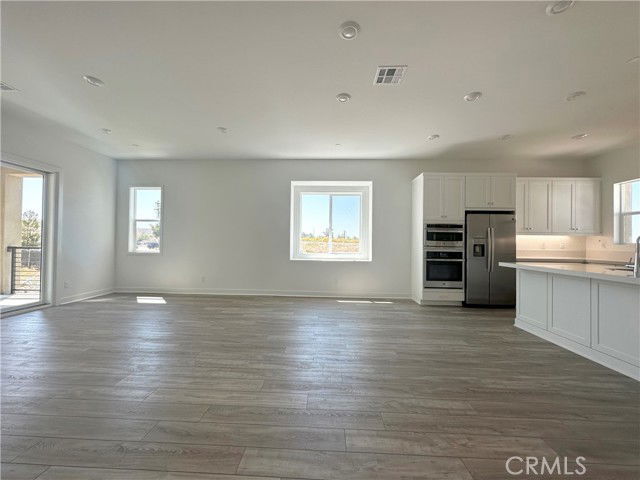 Foto del edificio - 322 Tank