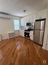 Building Photo - 82-71 160th St