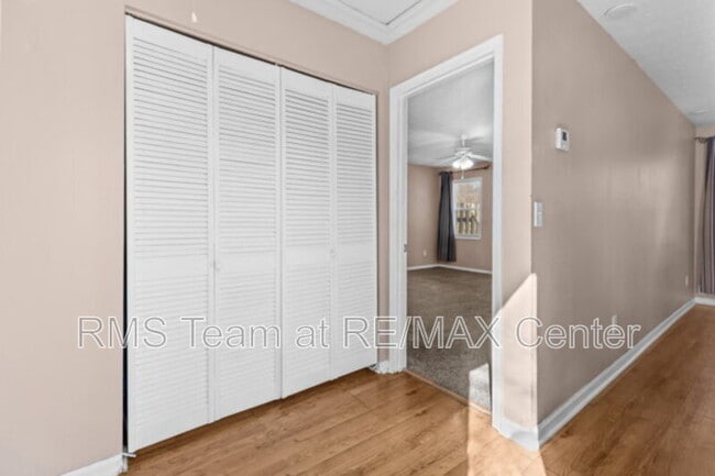 Building Photo - 236 Mateo Walk