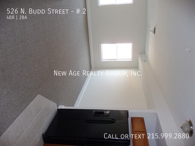 Building Photo - 526 Budd St