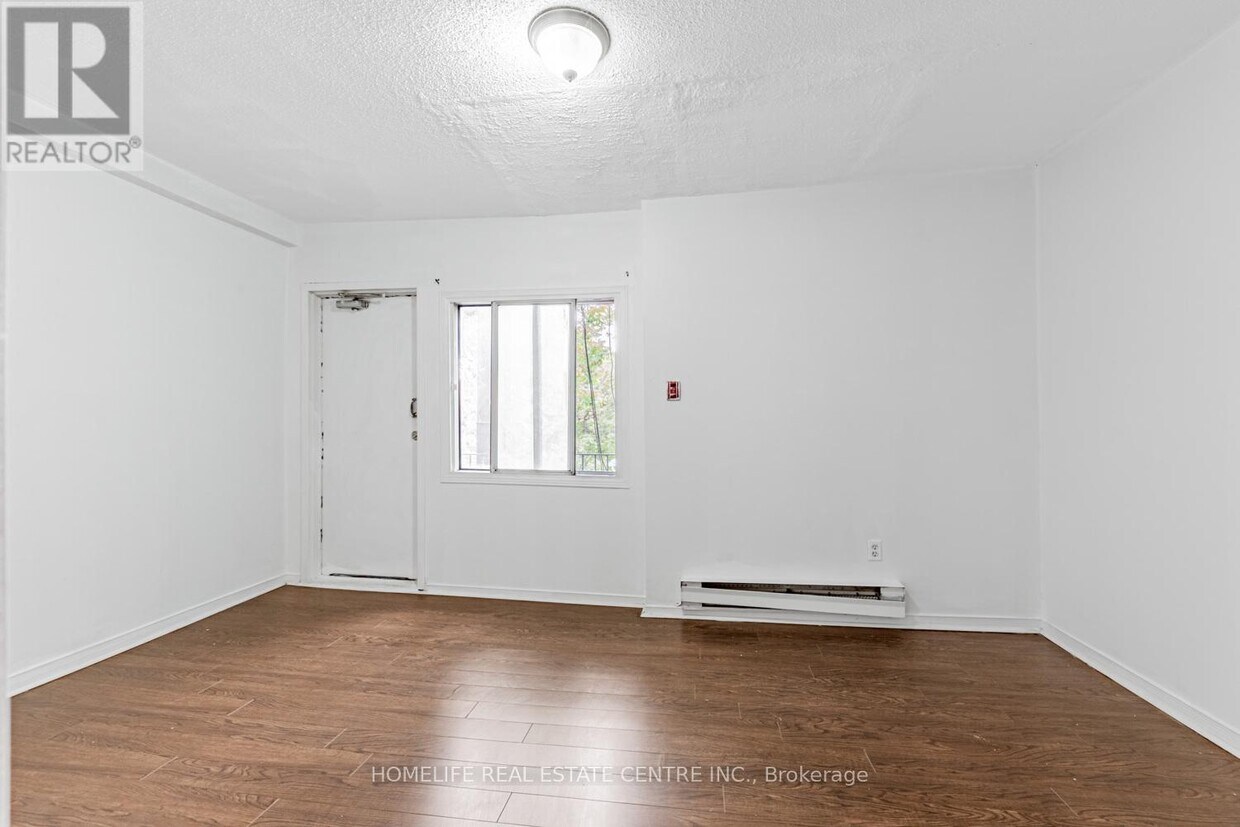 Photo principale - 223-223 Jameson Ave