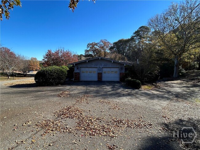 Foto del edificio - 1595 Timothy Rd