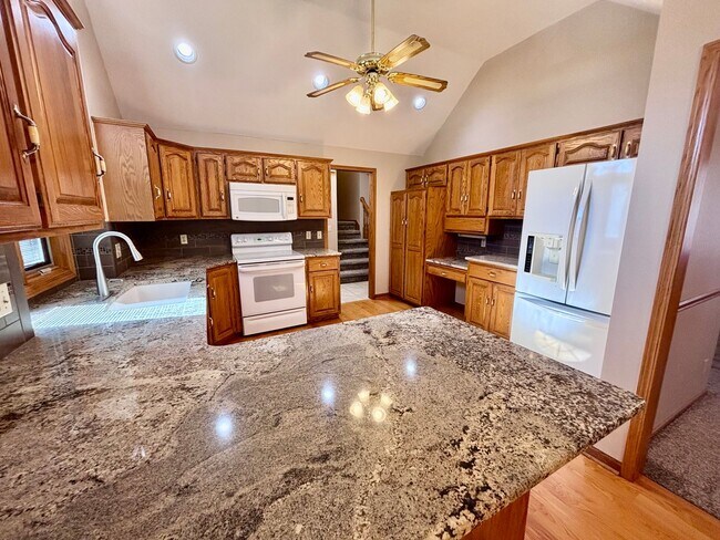 Foto del edificio - 16306 Lafayette Ave