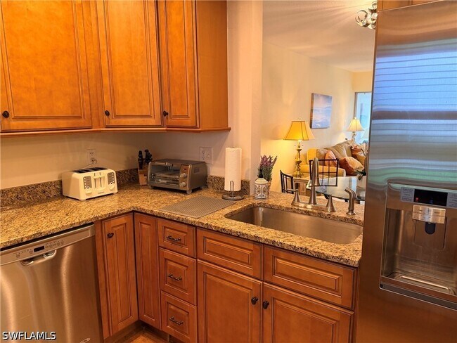 Foto del edificio - 1700 Pine Valley Dr