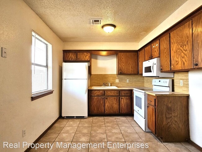 Foto del edificio - 2 br, 1 bath House - 1801 E Sandrock Rd 18...