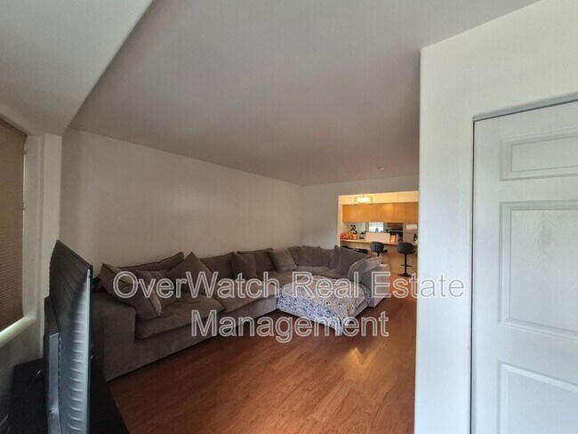 Foto del edificio - 2807 Malibu Meadows Way