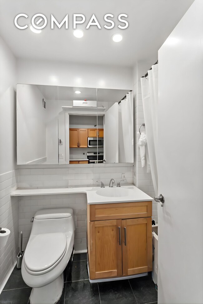 Foto del edificio - 516 W 47th St