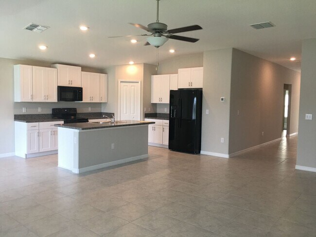 Building Photo - 3805 Romano Busciglio St. Tampa, FL 33619