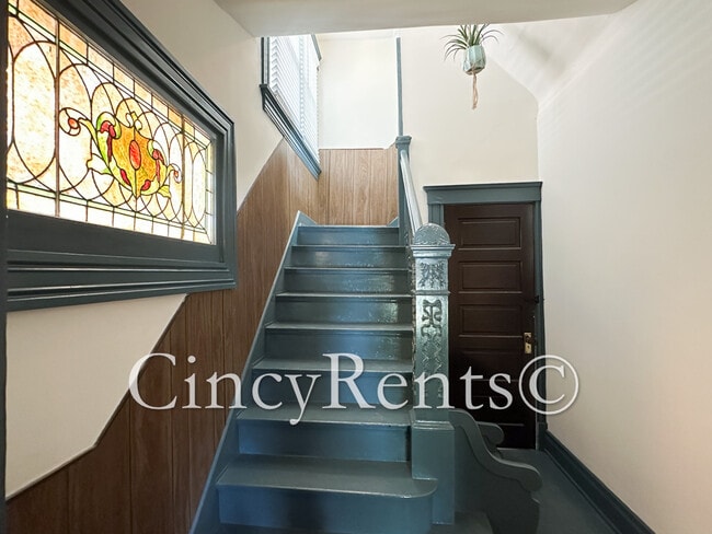 Building Photo - 3570 Edwards Rd