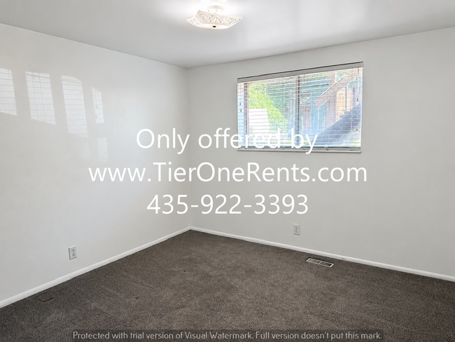 Building Photo - NO DEPOSIT option available for qualified renters!