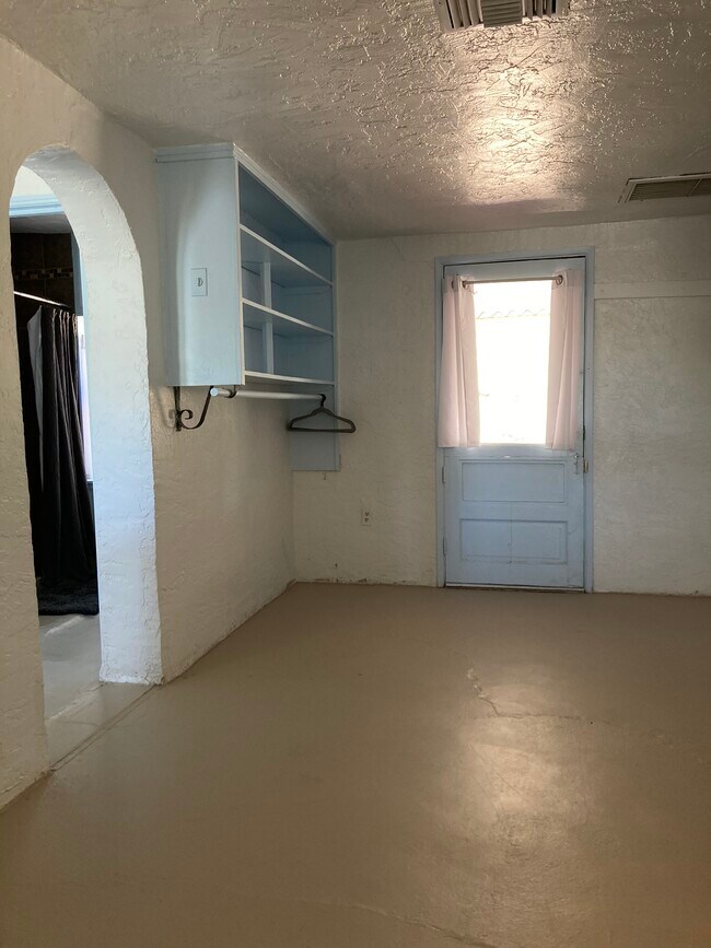 Foto del edificio - 2456 N Orchard Ave