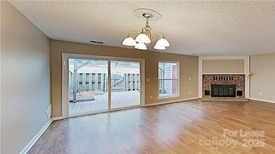 Building Photo - 1023 Sardis Cove Dr