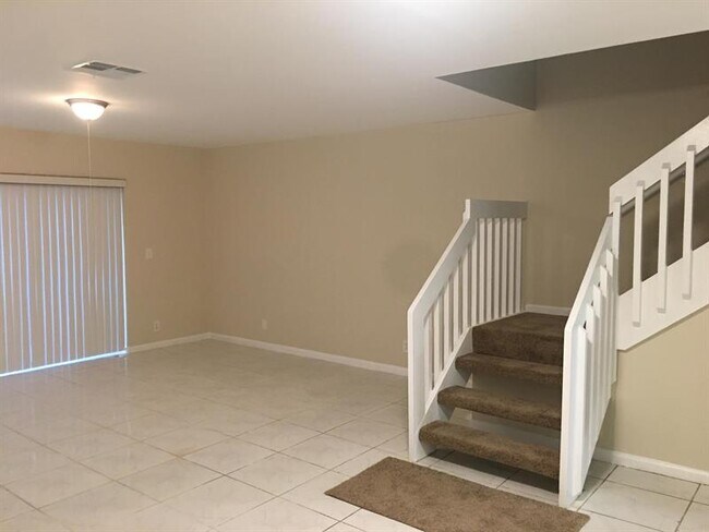 Building Photo - 4433 NW 93rd Way