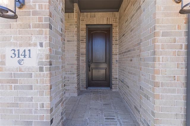 Building Photo - 3141 Tiara Dr