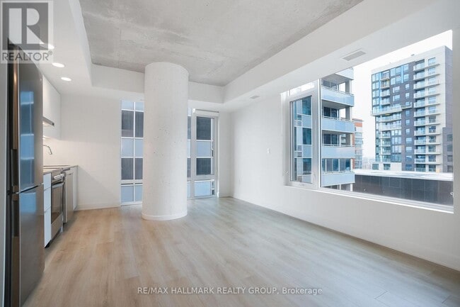 Building Photo - 199 Rideau St