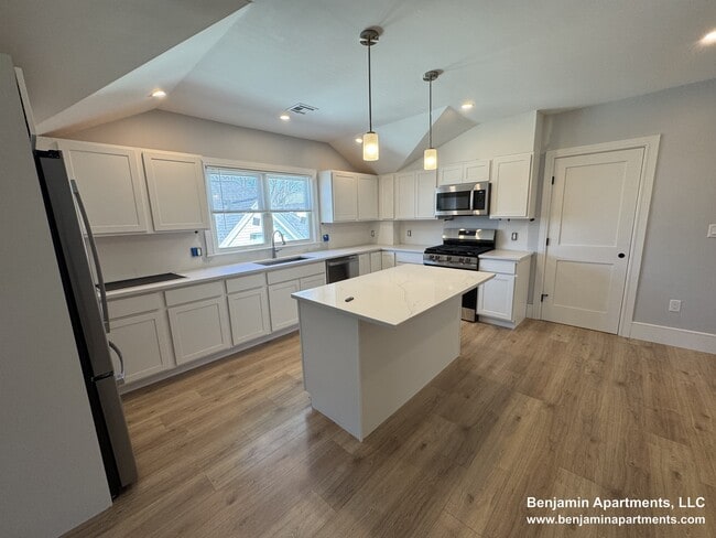 Foto del edificio - 28 Brooks St